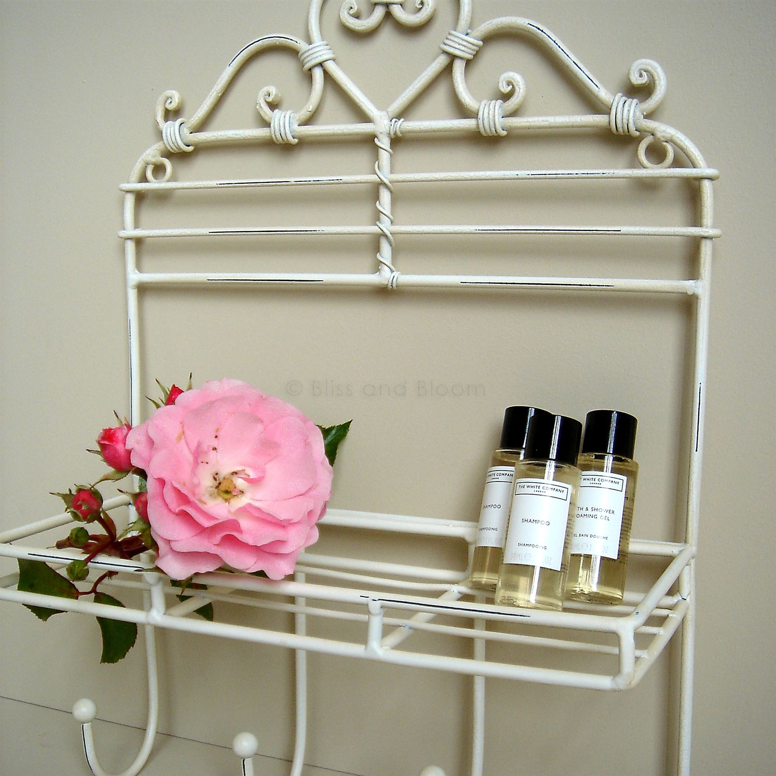 Heart wall shelf and hooks Bliss and Bloom